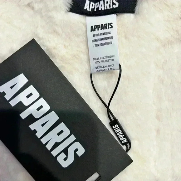 New Apparis Bambi Vegan Fur Scarf - Picture 6 of 9